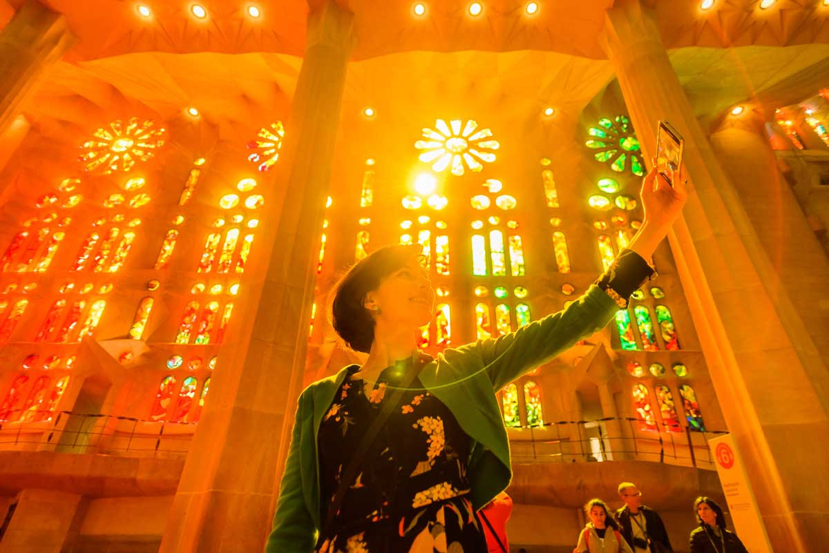 Gaudí’s Artworks: La Pedrera i Sagrada Família tour privat
