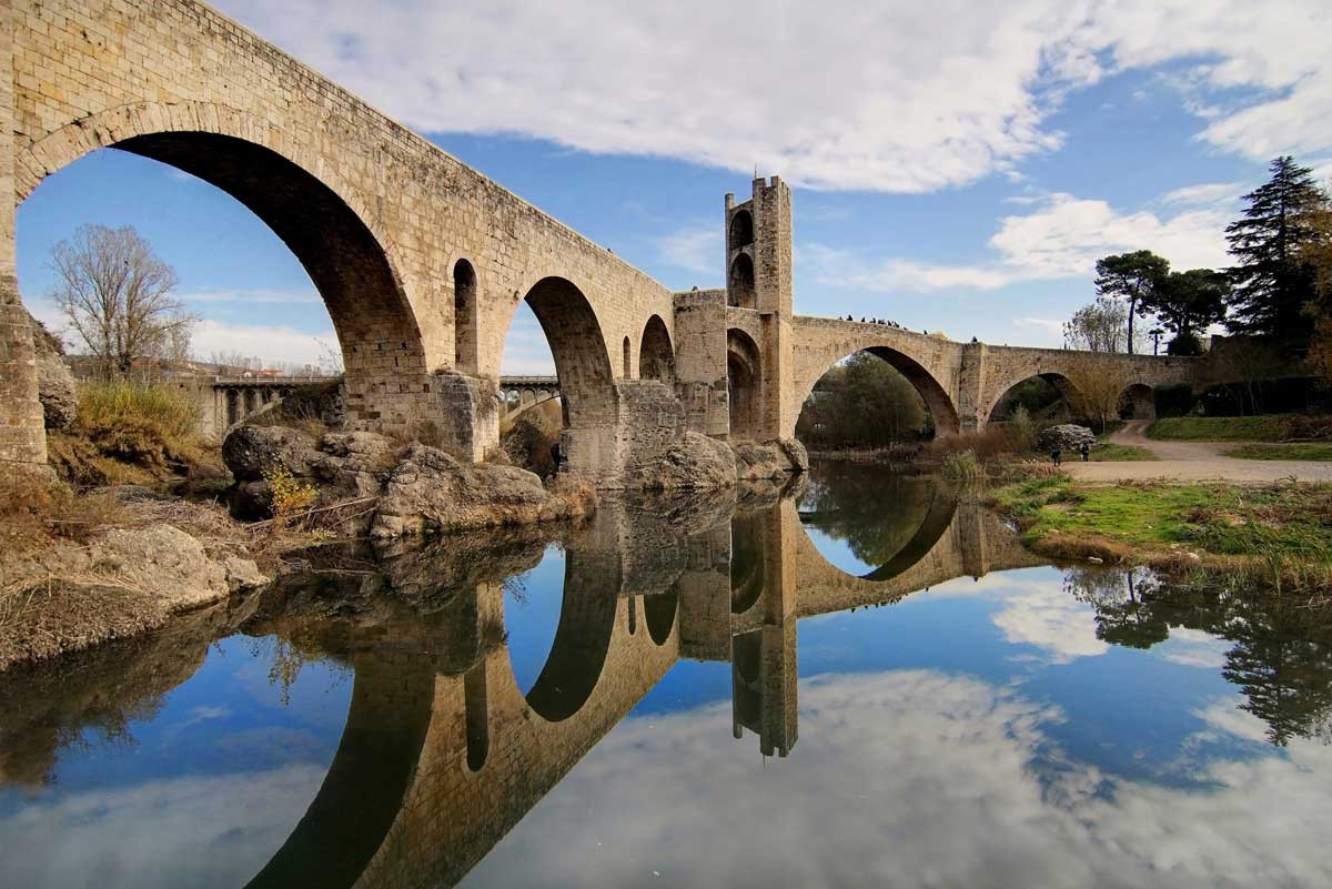 Pobles medievals: història i patrimoni